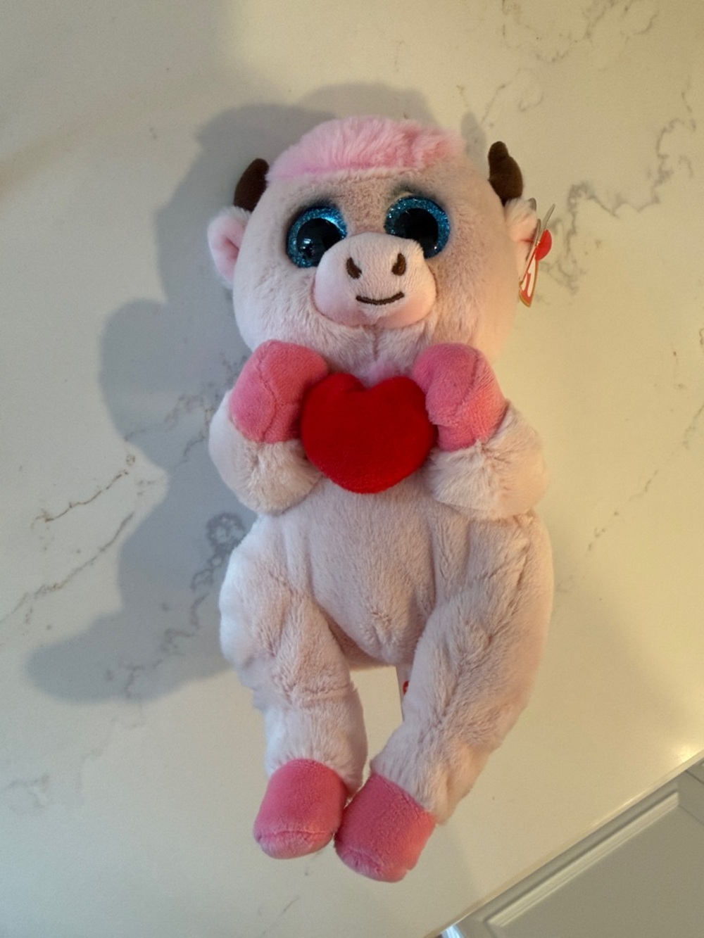 Ty Beanie Bellies Sprinkles Pink Plush Cow Holding Red Heart